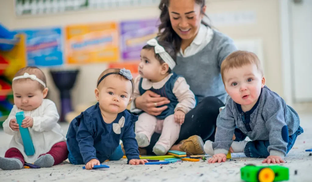 animatrice petite enfance